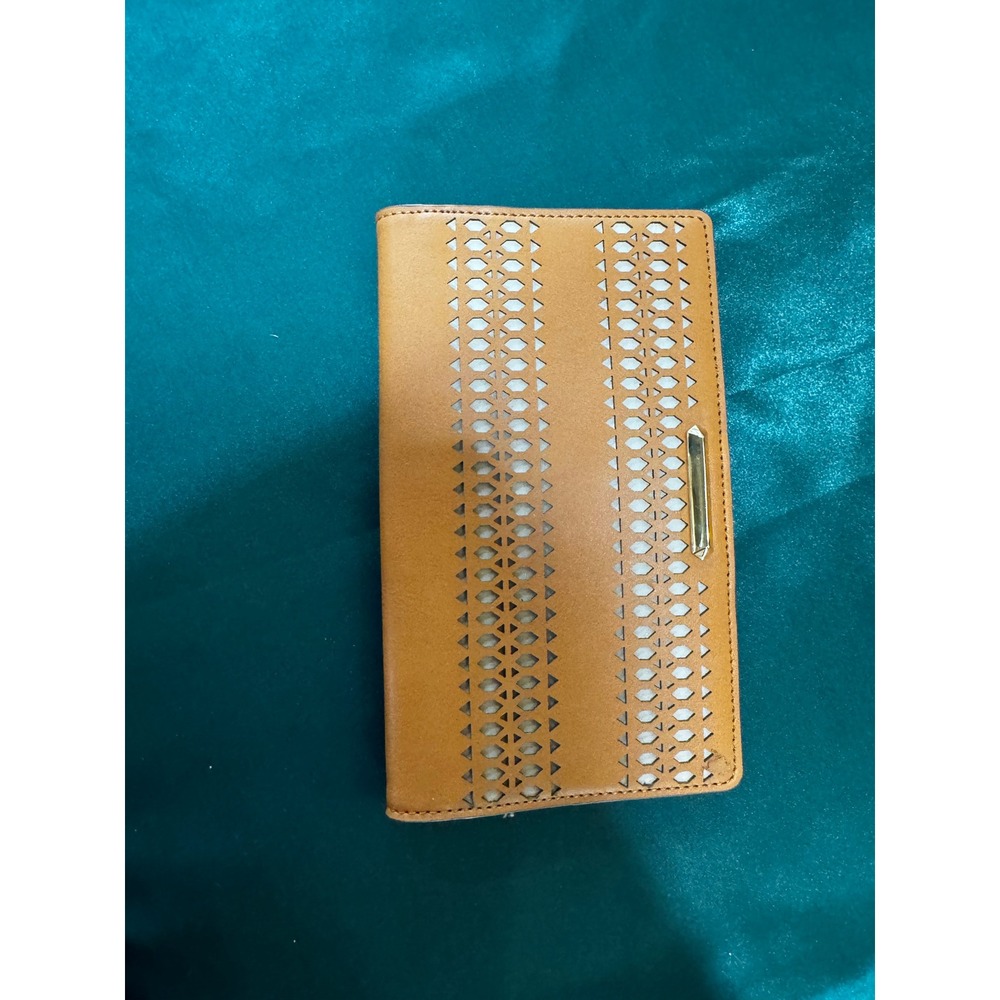 Stella & Dot Tan Laser Cut Travel Wallet Passport Holder She Loves Adventure